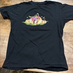 Buc-ee's Halloween Tshirt. Medium
